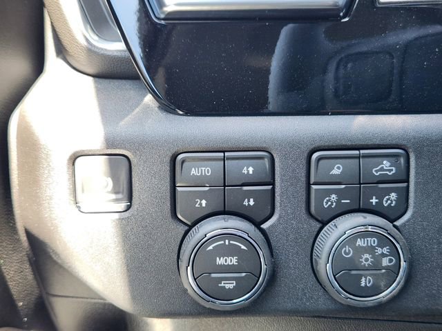 2025 Chevrolet Silverado 3500 HD LT - Photo 31
