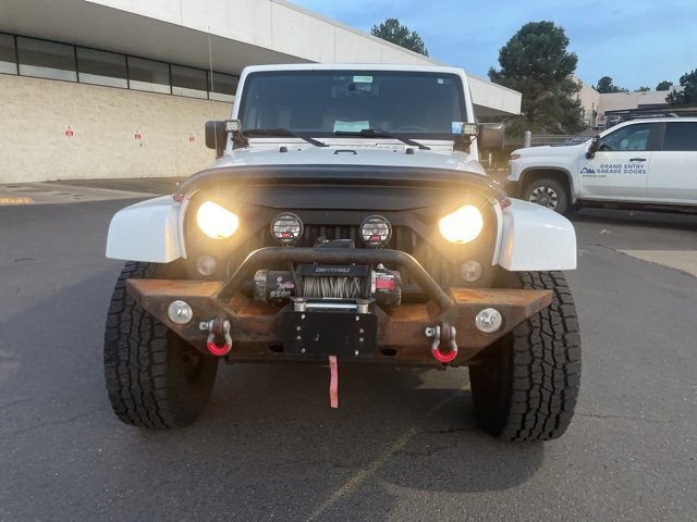 2015 Jeep Wrangler Unlimited Sahara photo 2