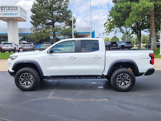 2026 Chevrolet Colorado ZR2 photo 3