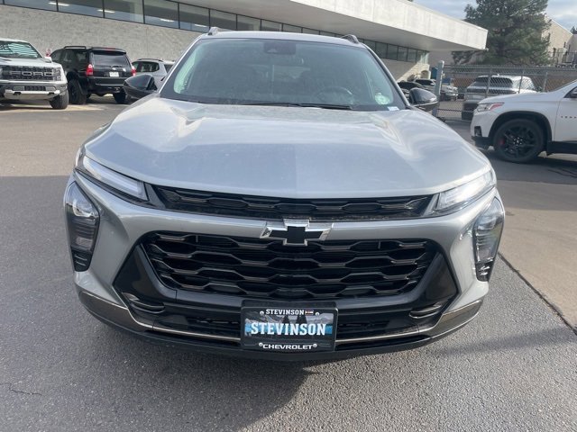 2025 Chevrolet Trax ACTIV photo 2