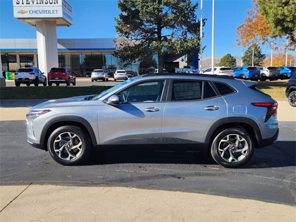 New 2026 Chevrolet Trax LT SUV