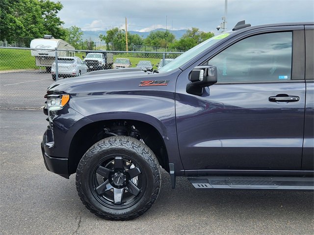 Used 2022 Chevrolet Silverado 1500 LT Trail Boss with VIN 3GCUDFED7NG648247 for sale in Lakewood, CO