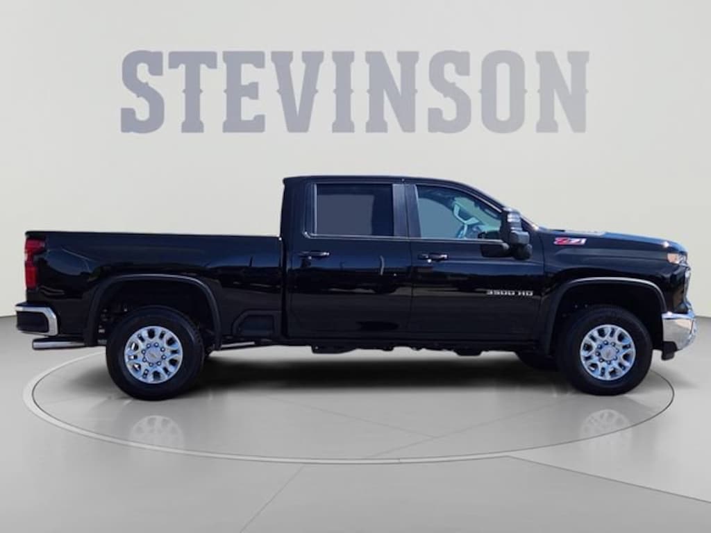New 2026 Chevrolet Silverado 3500 HD LT Truck