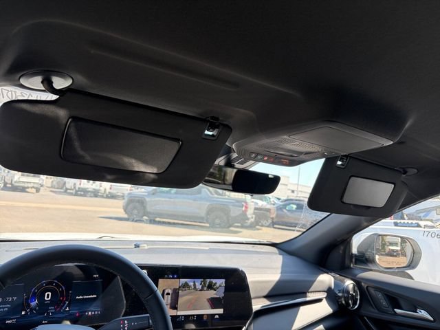 2027 Chevrolet Equinox LT - Photo 31