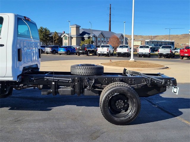 2024 Chevrolet Silverado 5500HD Work Truck photo 4