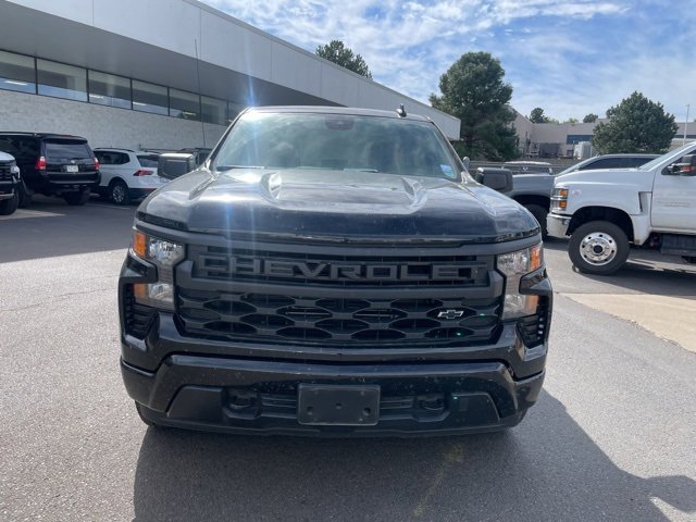 2022 Chevrolet Silverado 1500 Custom photo 2