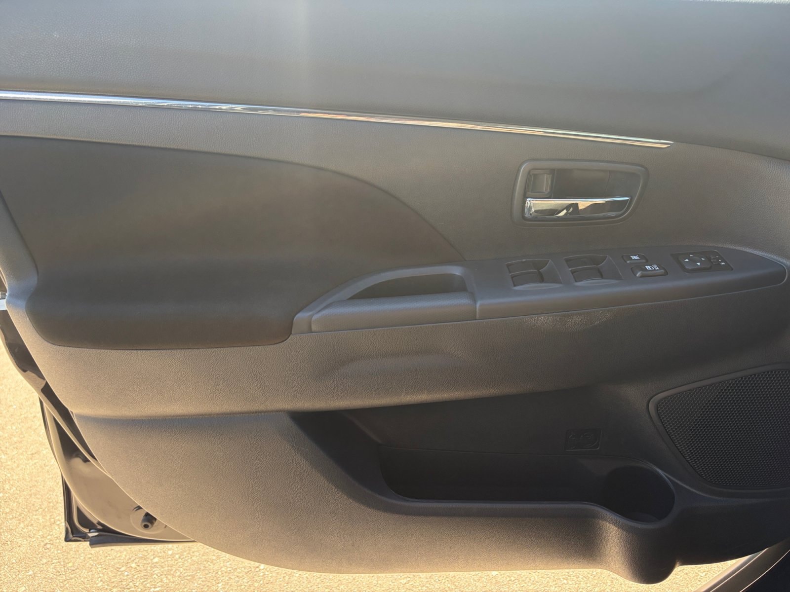 2026 Mitsubishi Outlander Sport LE - Photo 14