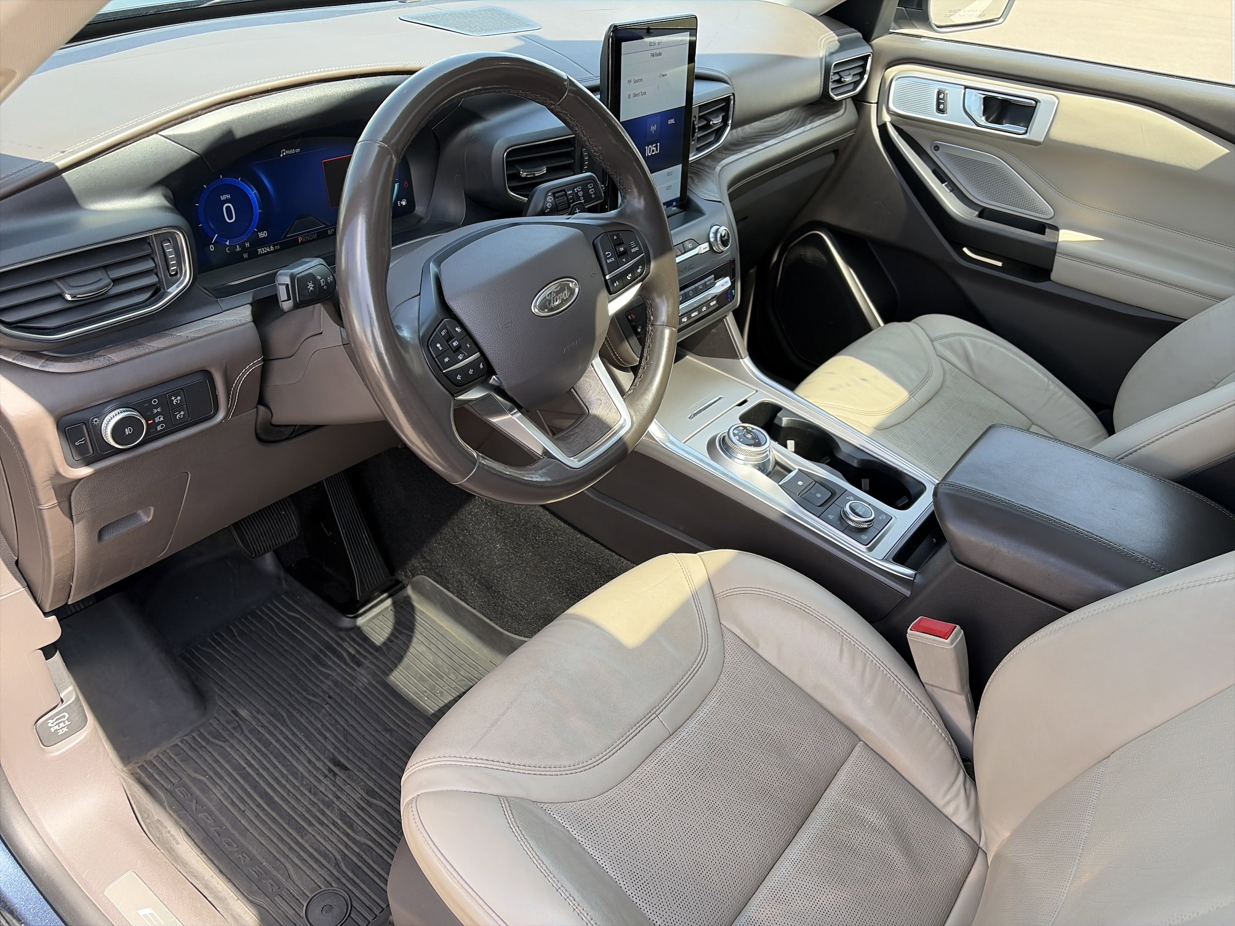 2020 Ford Explorer Platinum - Photo 25