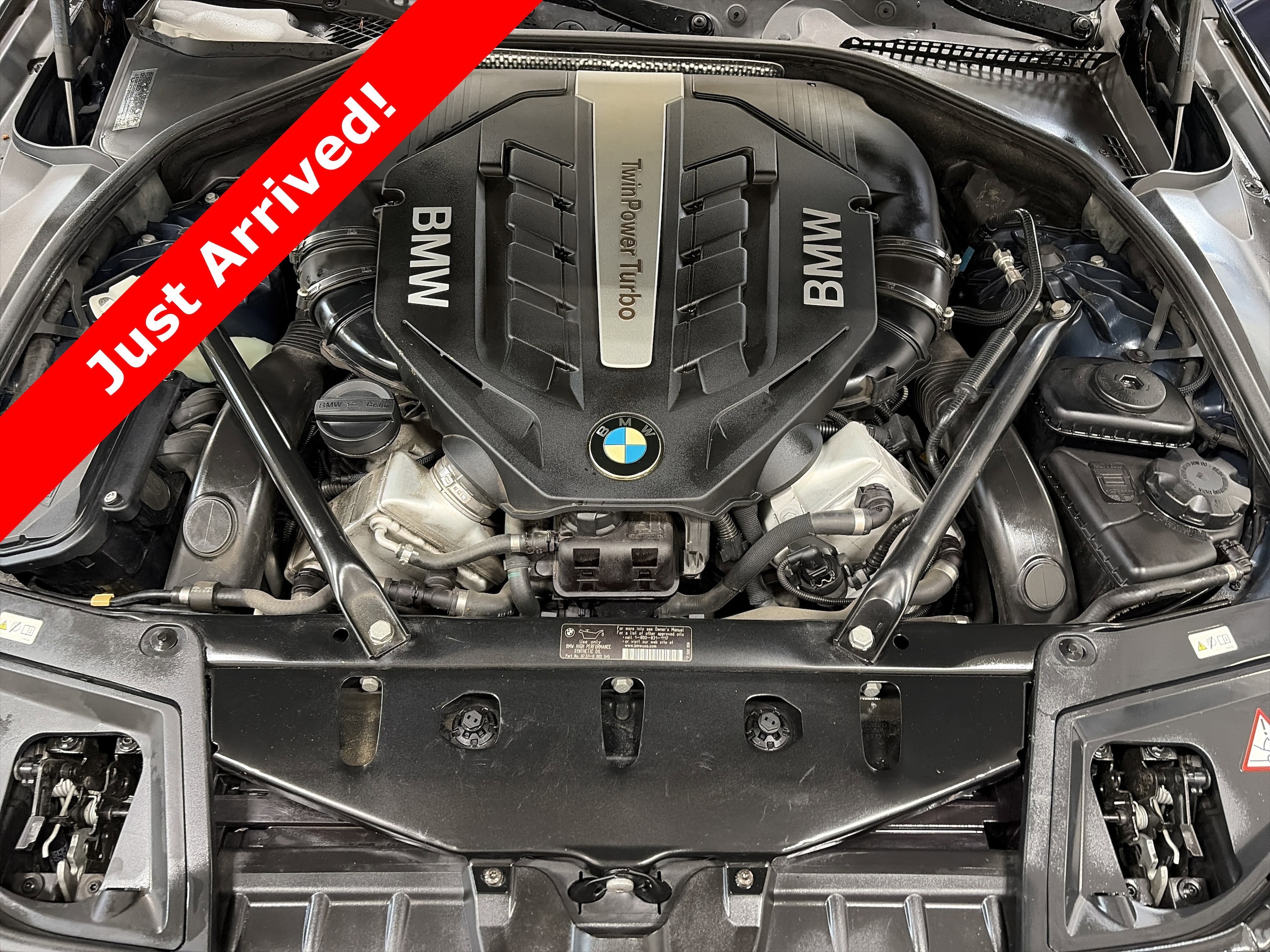 2012 BMW 5 Series's photo