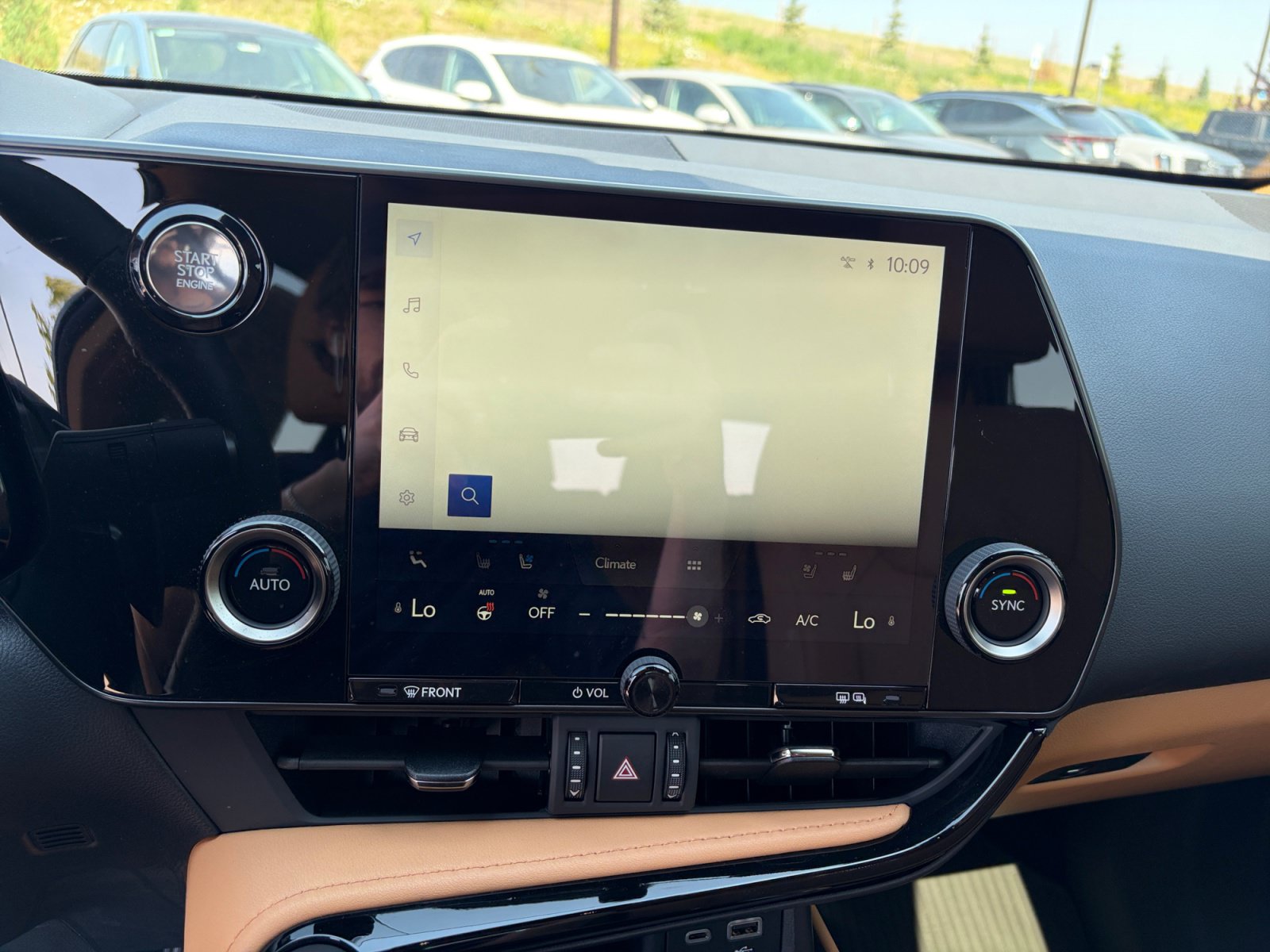 2025 Lexus NX 350 - Photo 29