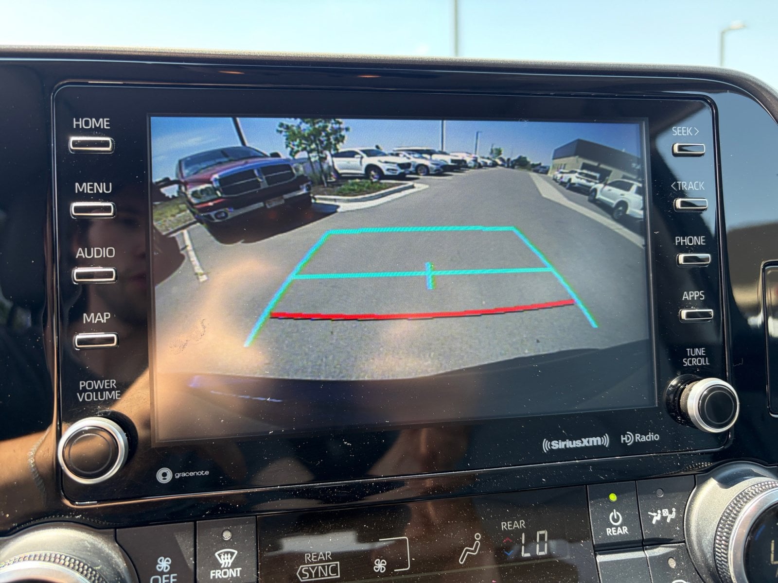 2021 Toyota Highlander XLE - Photo 30