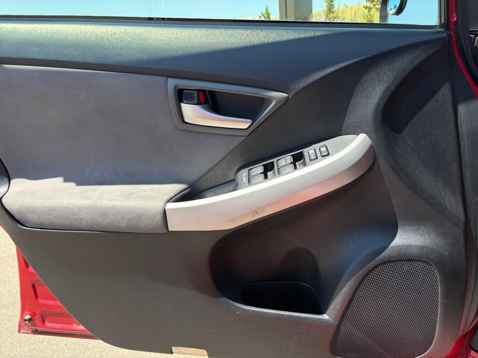 2012 Toyota Prius Two - Photo 14