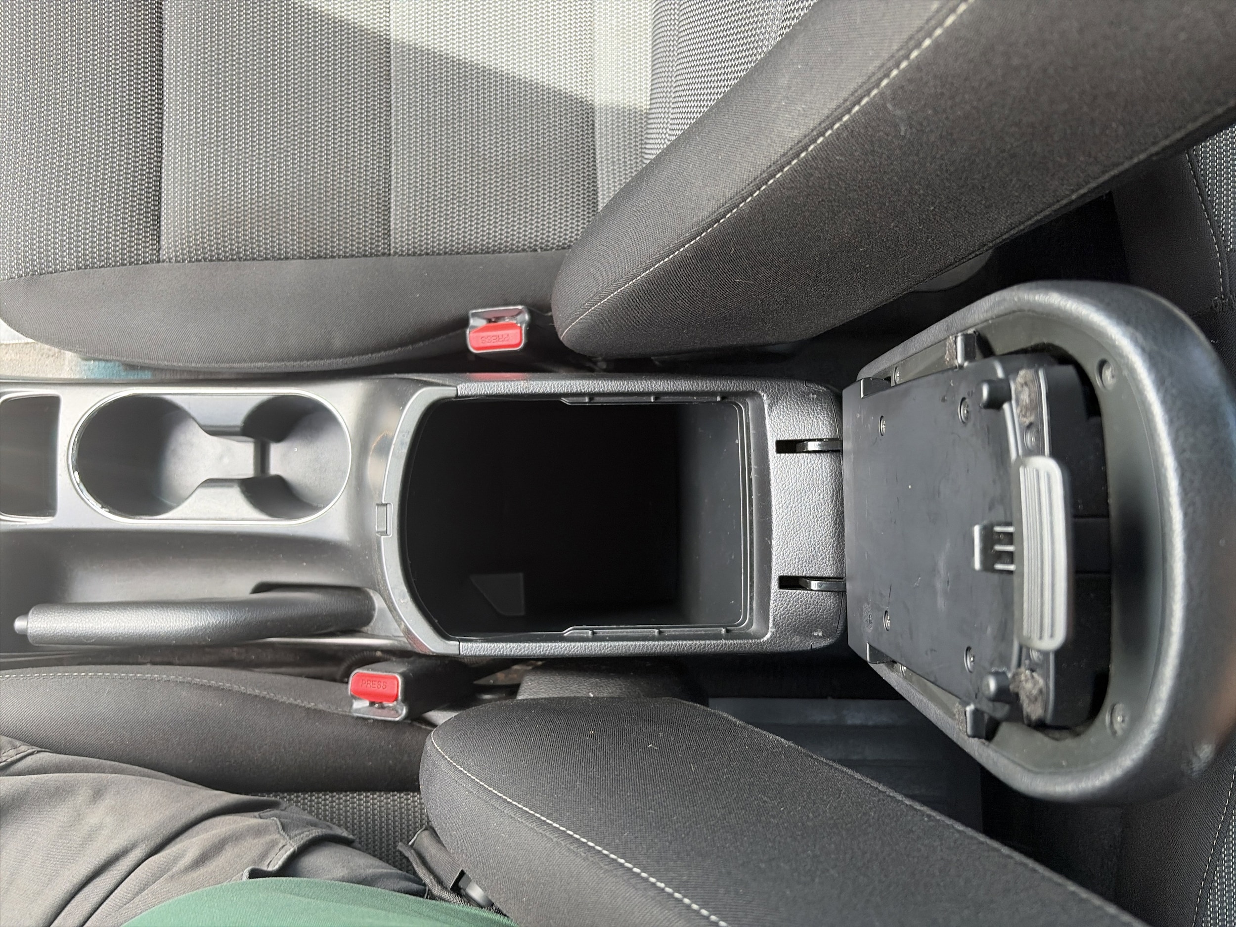 2018 Kia FORTE LX - Photo 16