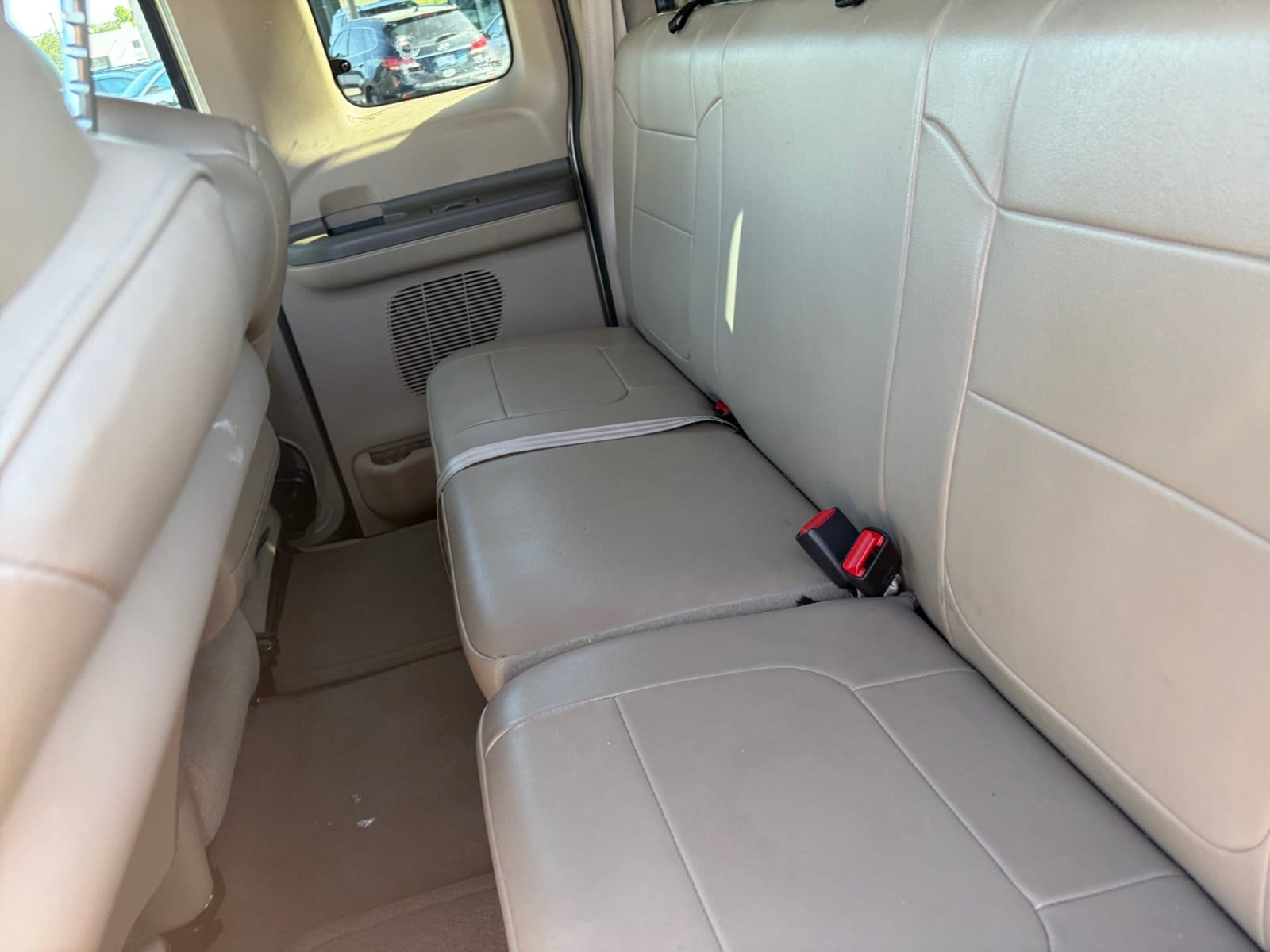 2004 Ford F-250 Super Duty Lariat - Photo 18