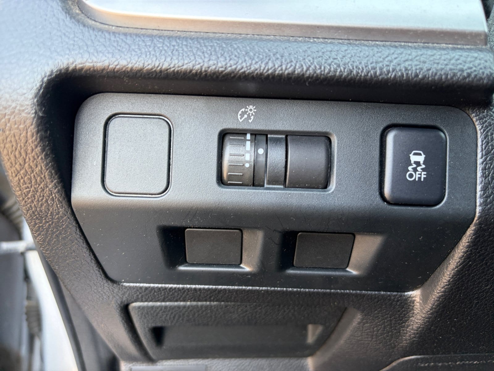 2013 Subaru XV Crosstrek Premium - Photo 13