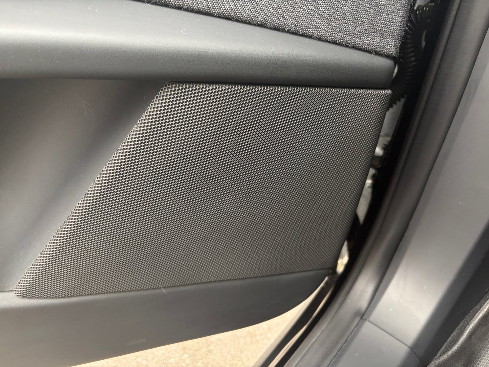 2022 Tesla Model X Long Range - Photo 26