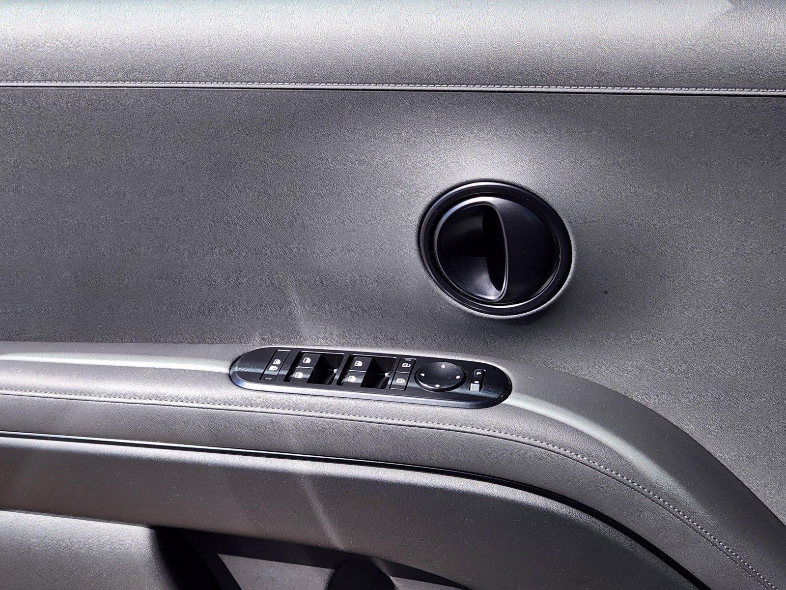2026 Hyundai Palisade XRT Pro - Photo 10