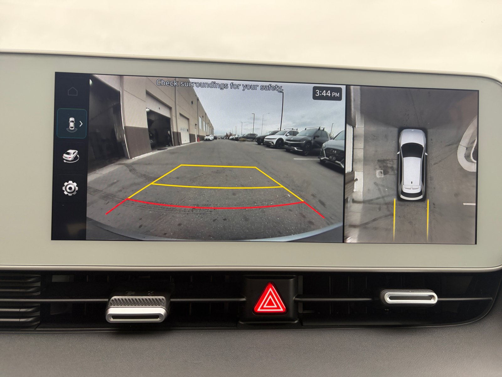 2024 Hyundai IONIQ 5 Limited - Photo 28