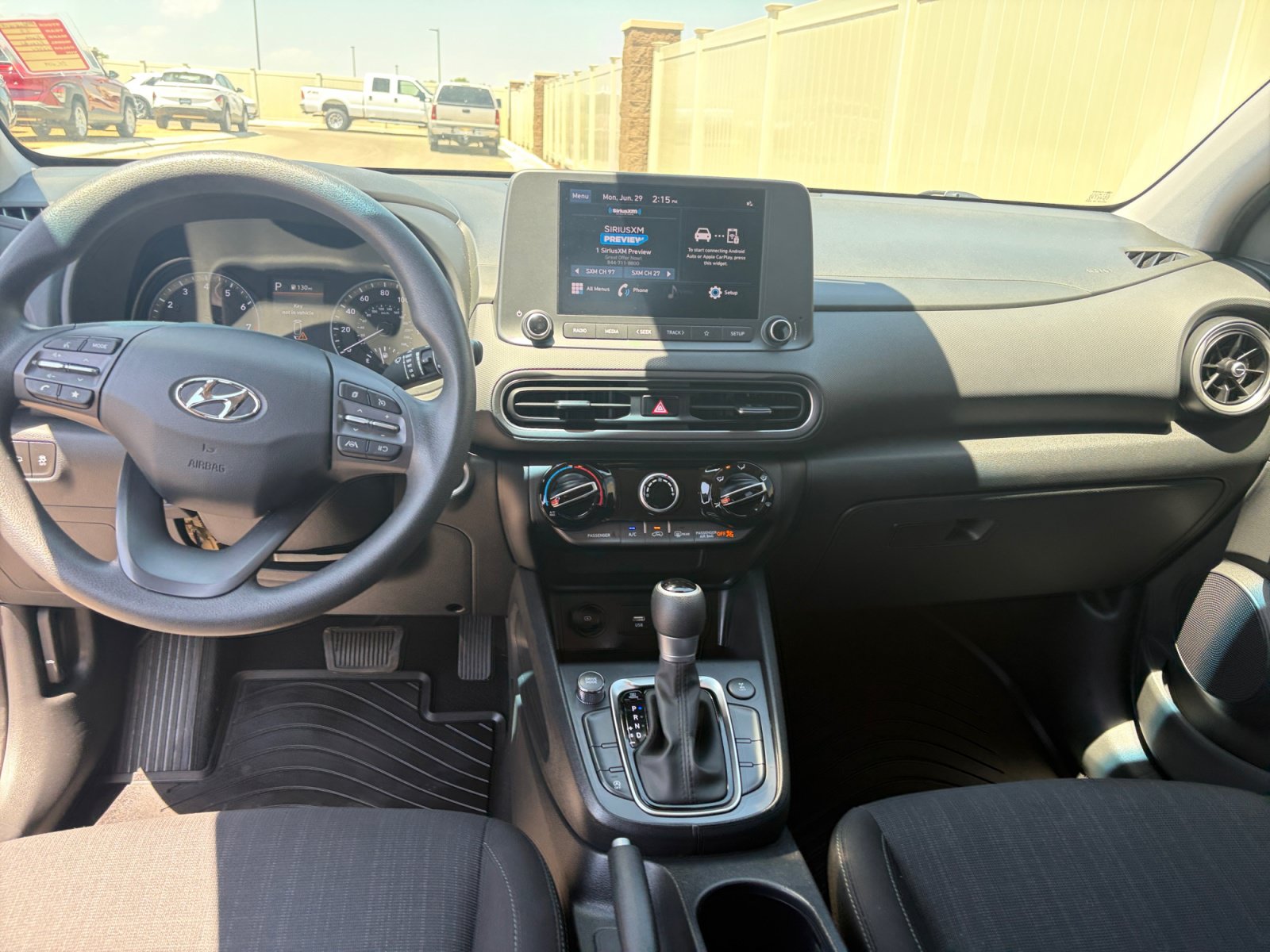 2023 Hyundai Kona SEL - Photo 21