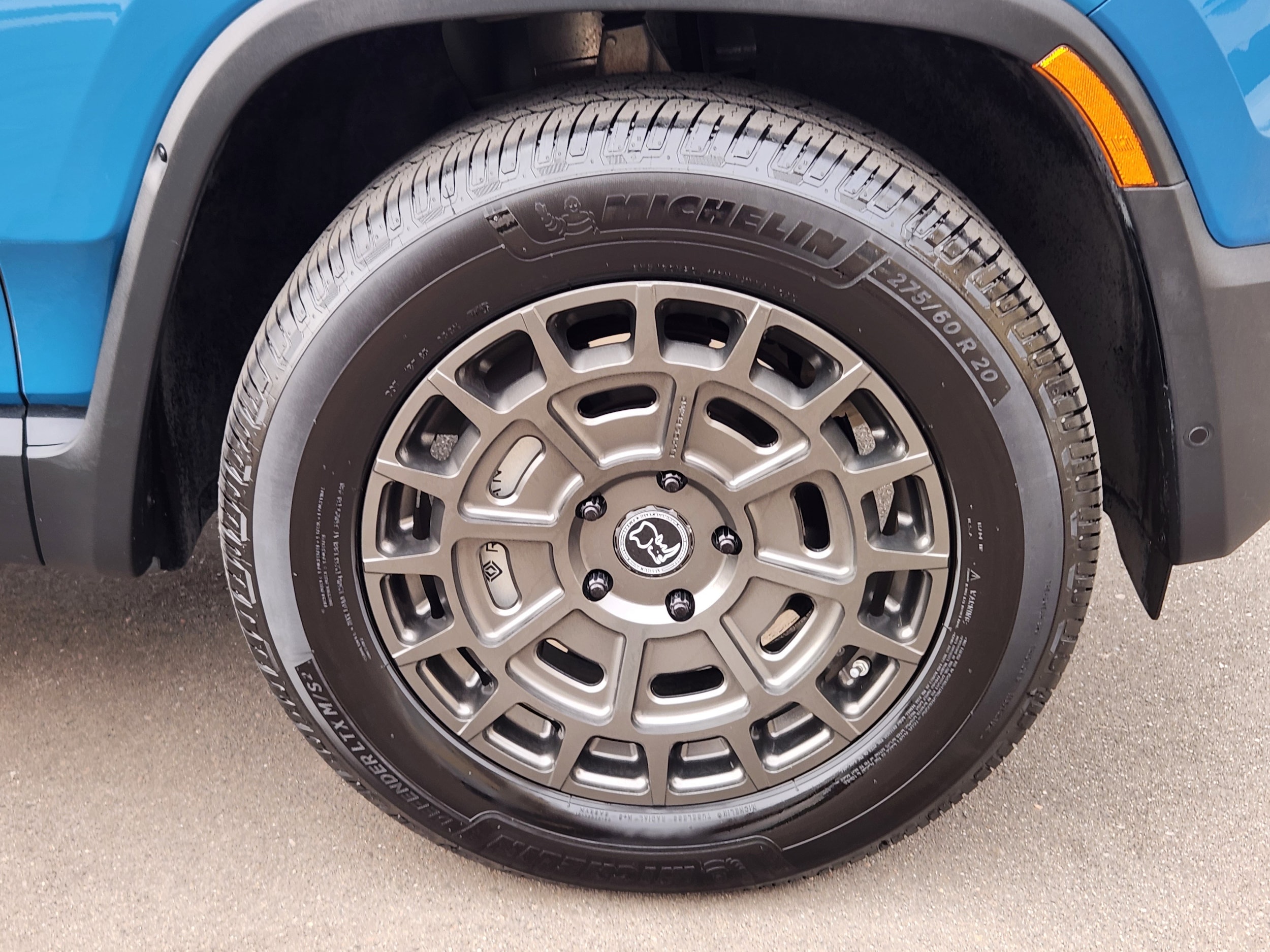 2024 Rivian R1S Adventure - Photo 21