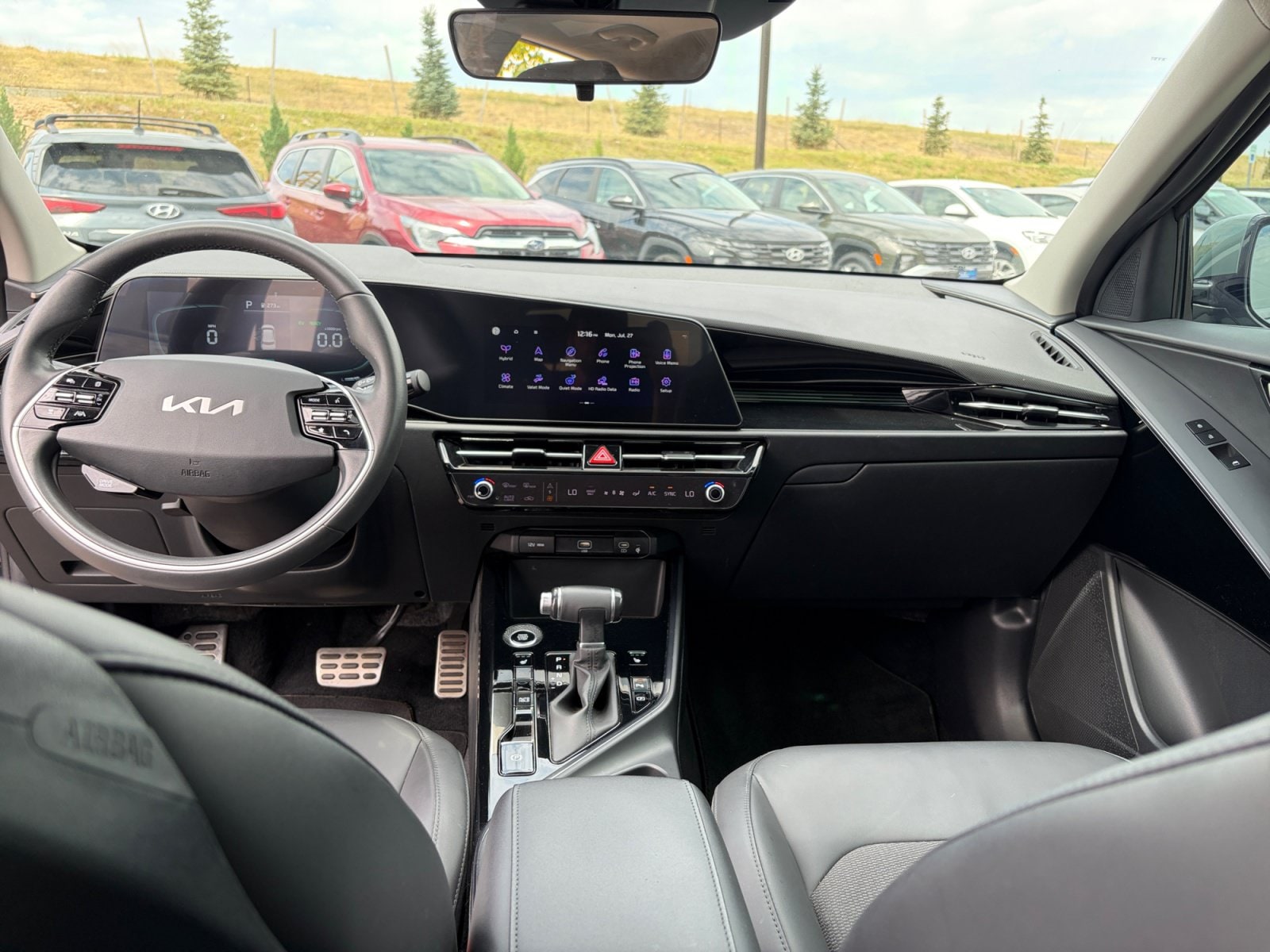 2023 Kia Niro EX Touring - Photo 20