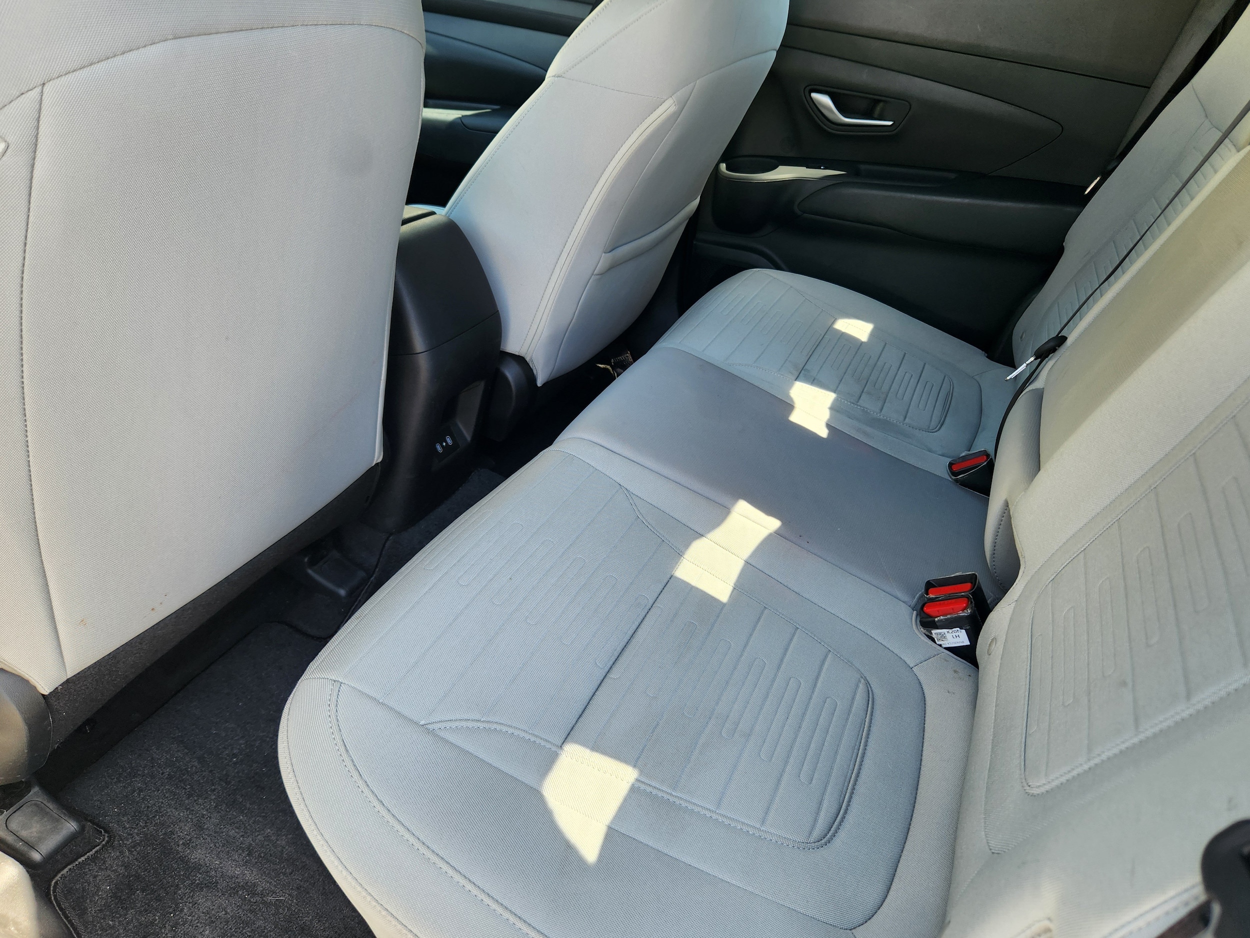 2025 Hyundai Santa Cruz SE - Photo 13