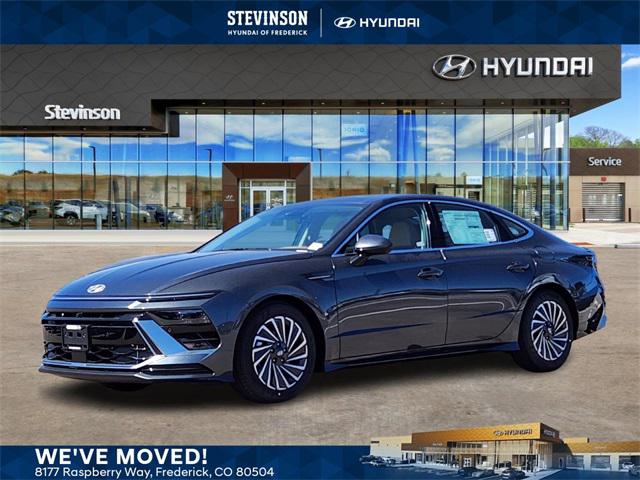 2026 Hyundai Sonata Hybrid Limited's photo