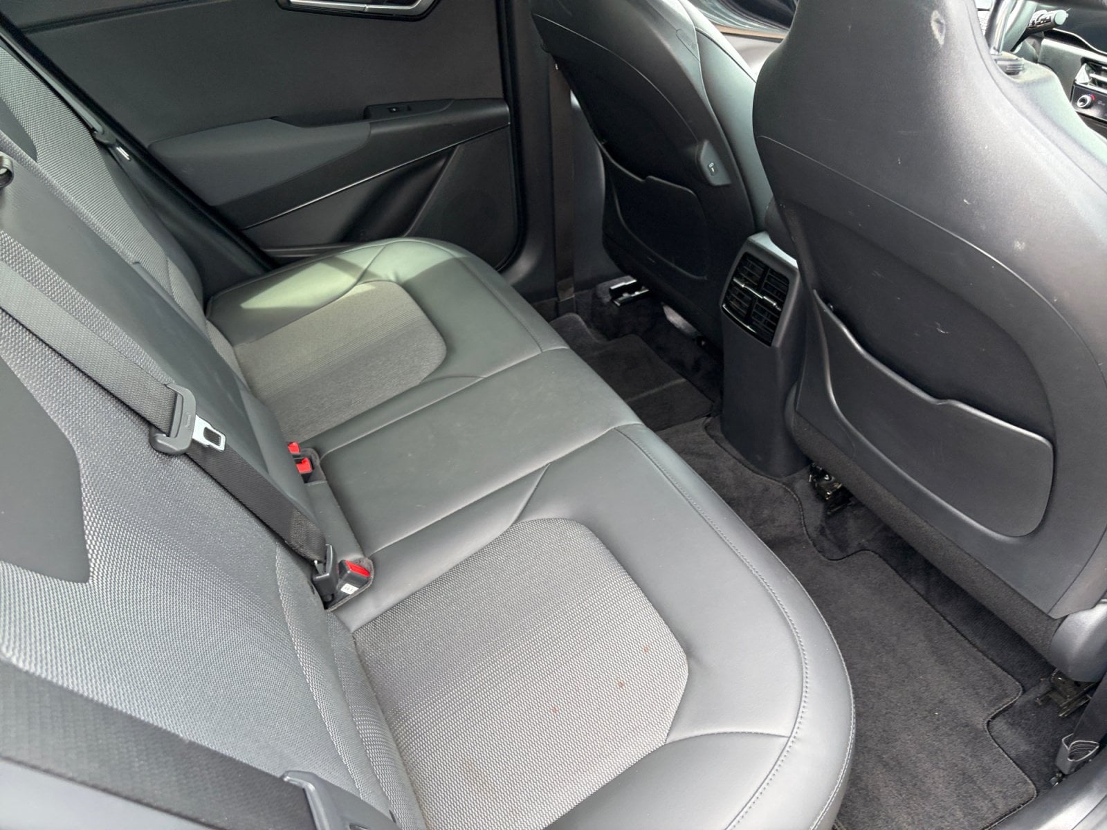 2023 Kia Niro EX Touring - Photo 19