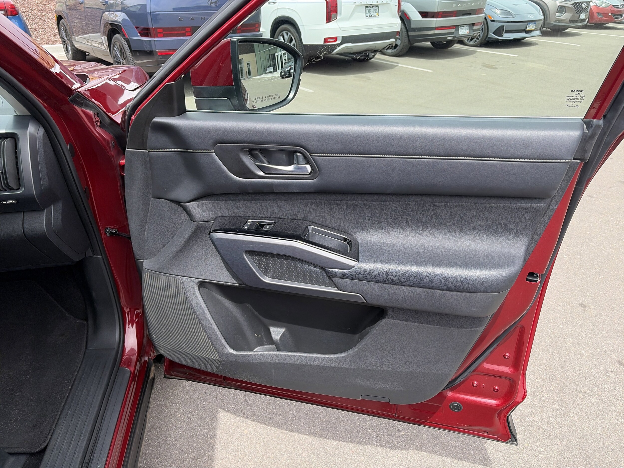 2023 Nissan Pathfinder SL - Photo 33