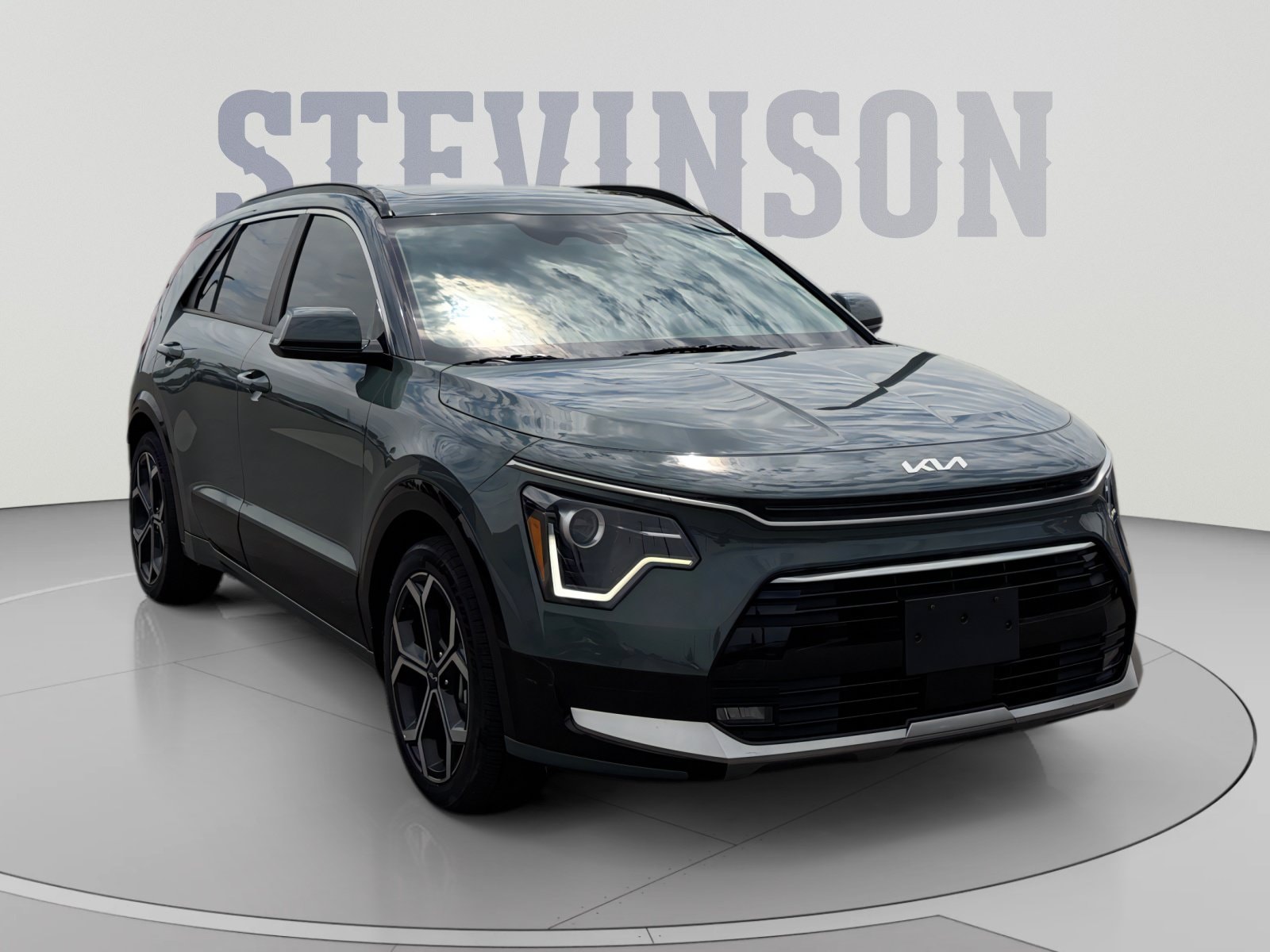 2023 Kia Niro EX Touring - Photo 8