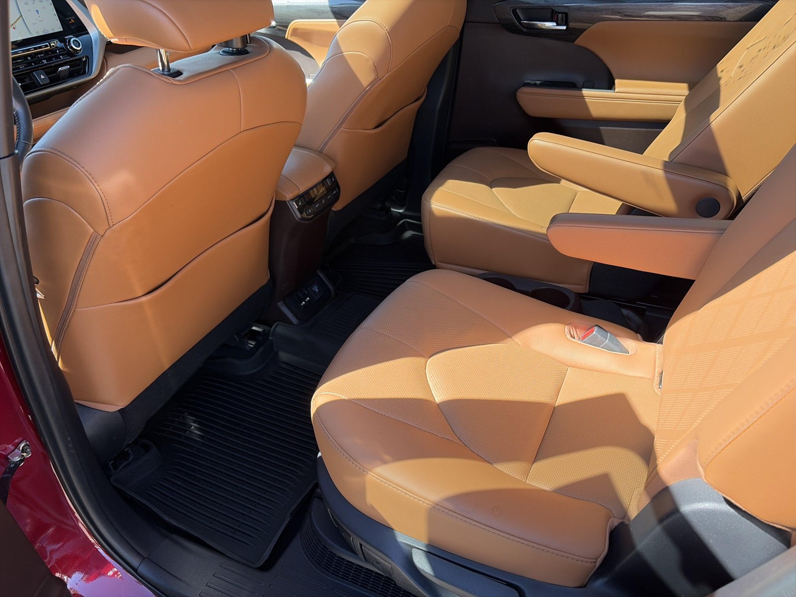 2021 Toyota Highlander Platinum - Photo 29
