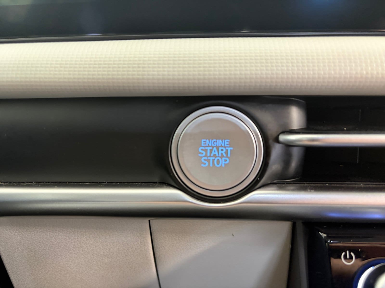 2025 Hyundai Tucson SEL - Photo 31