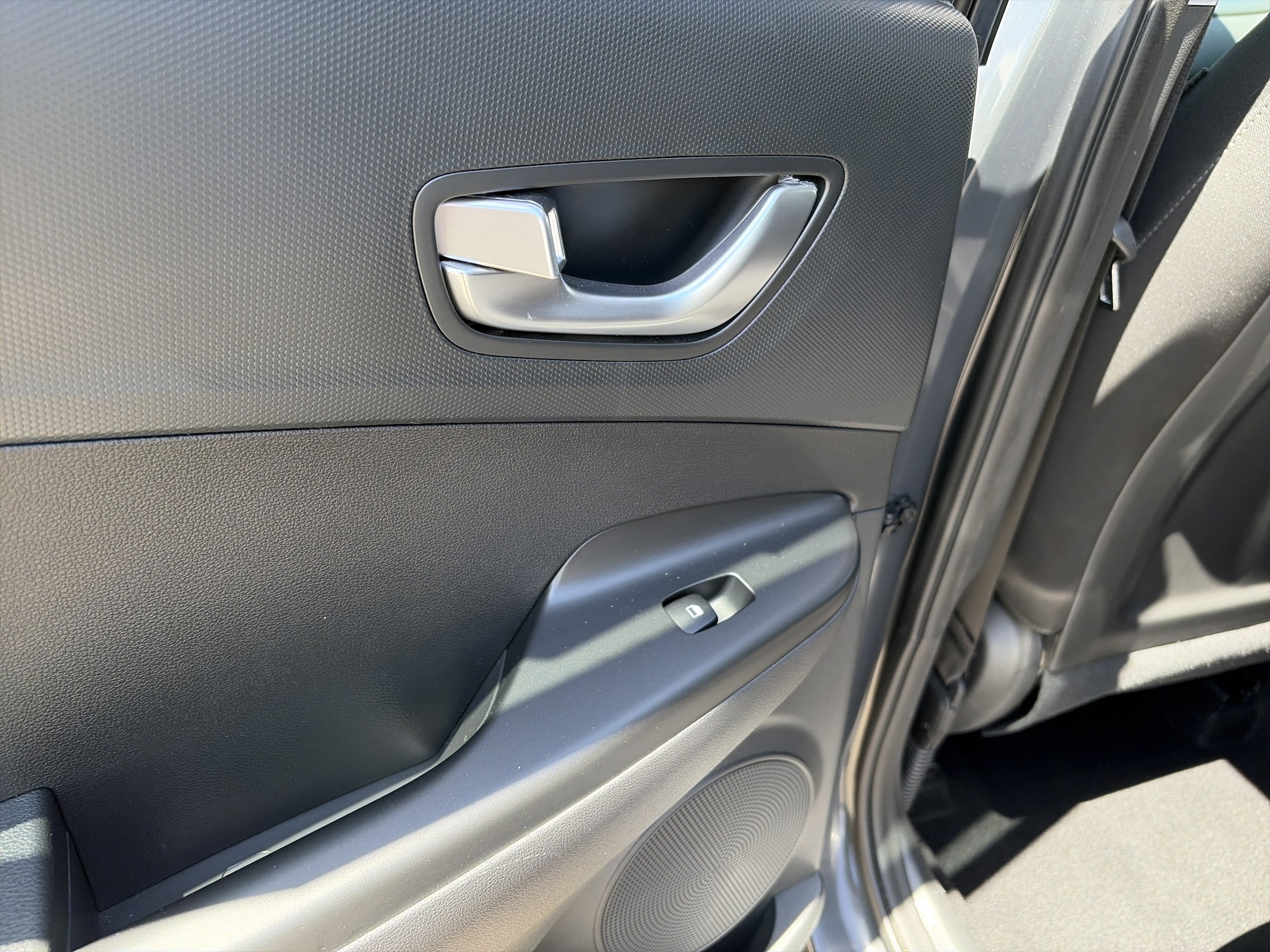 2023 Hyundai Kona SEL - Photo 23