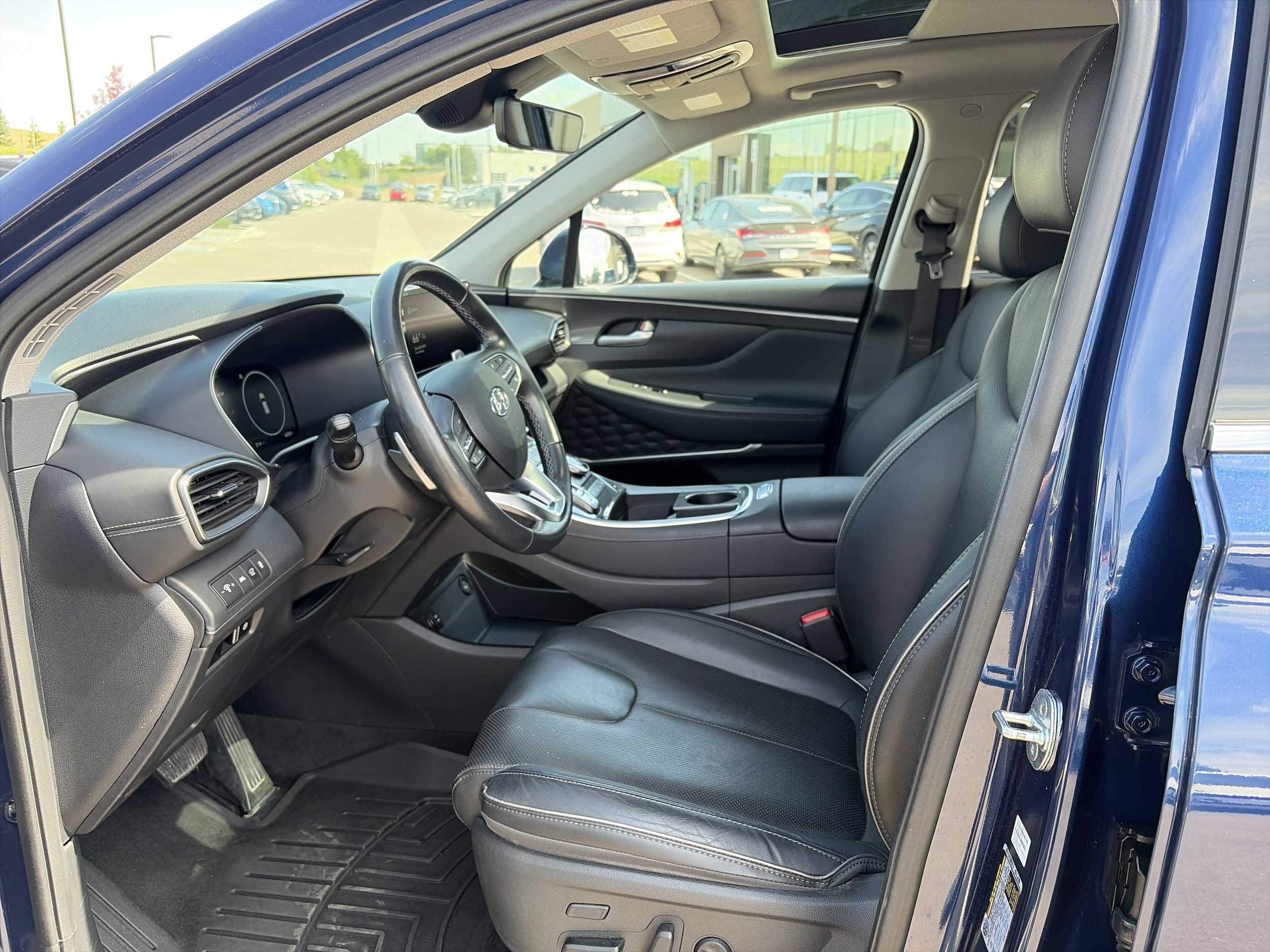 2022 Hyundai Santa Fe Limited - Photo 14