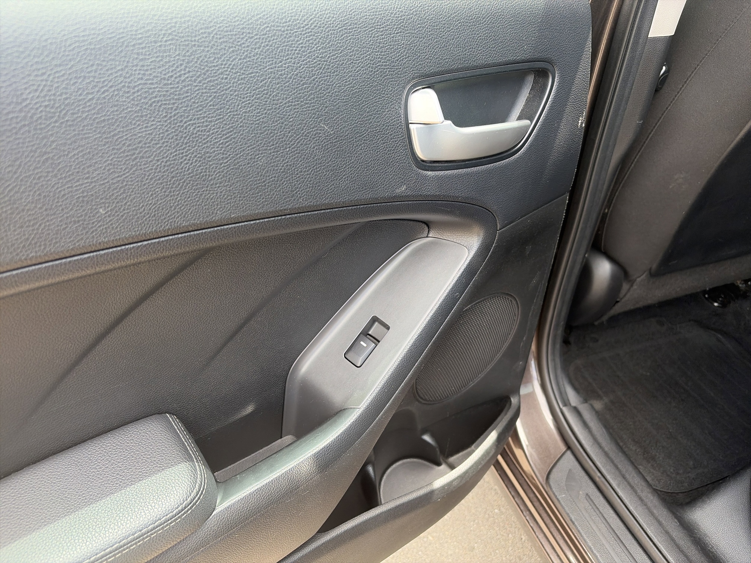2018 Kia FORTE LX - Photo 20