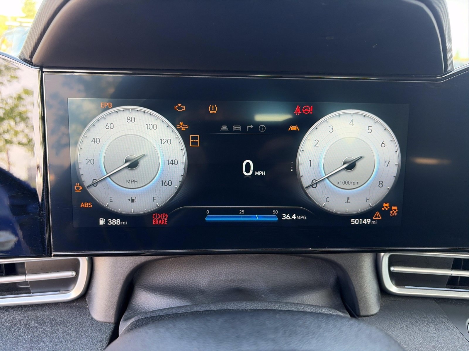 2025 Hyundai Elantra Limited - Photo 19