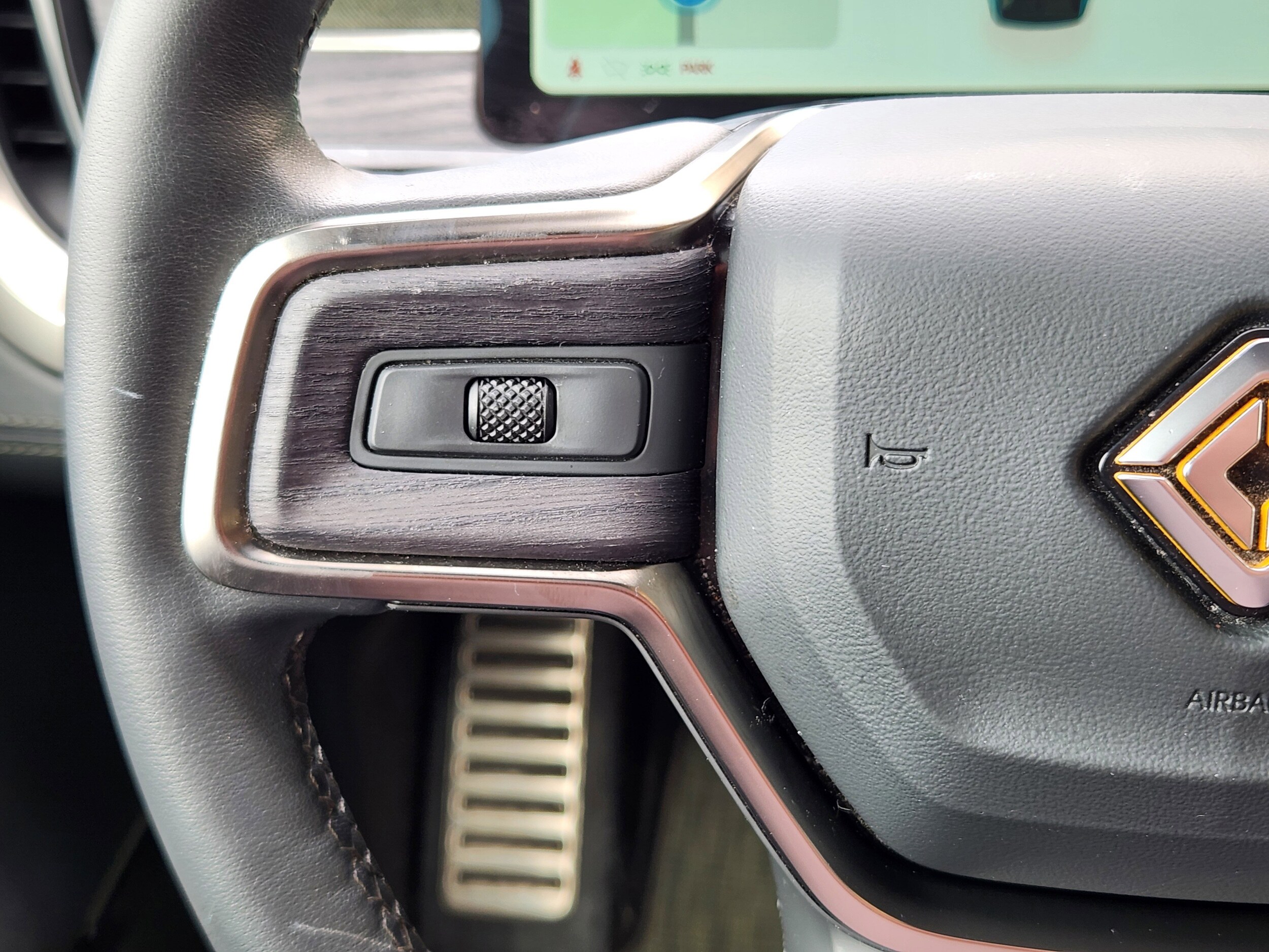 2024 Rivian R1S Adventure - Photo 23