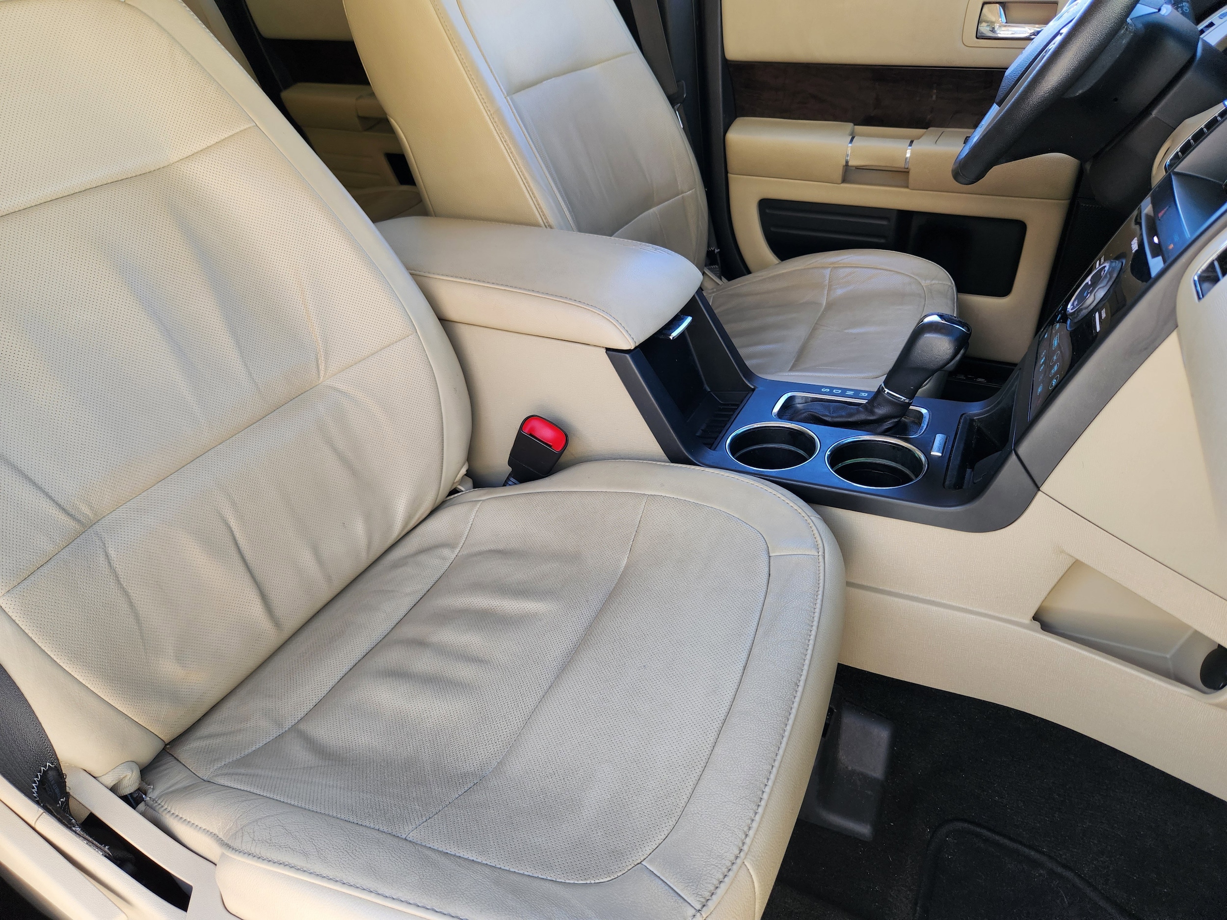 2019 Ford Flex Limited - Photo 18