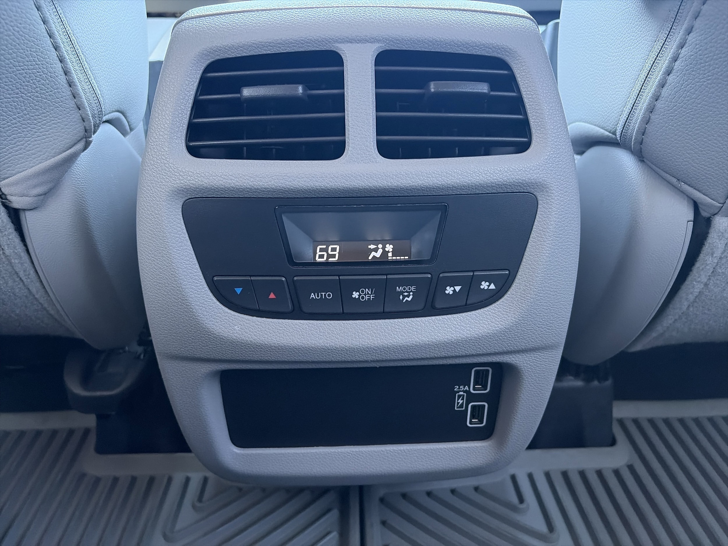 2021 Honda Pilot EX-L - Photo 19