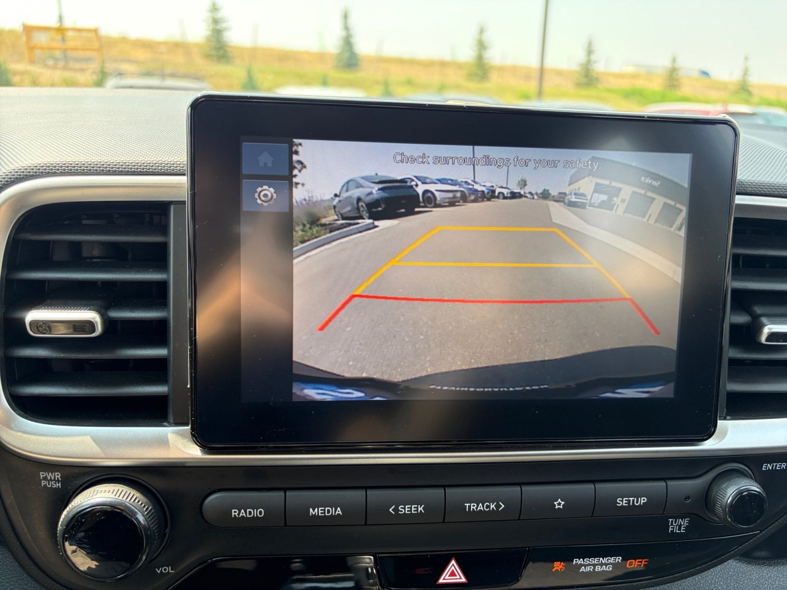 2025 Hyundai Venue SE - Photo 28