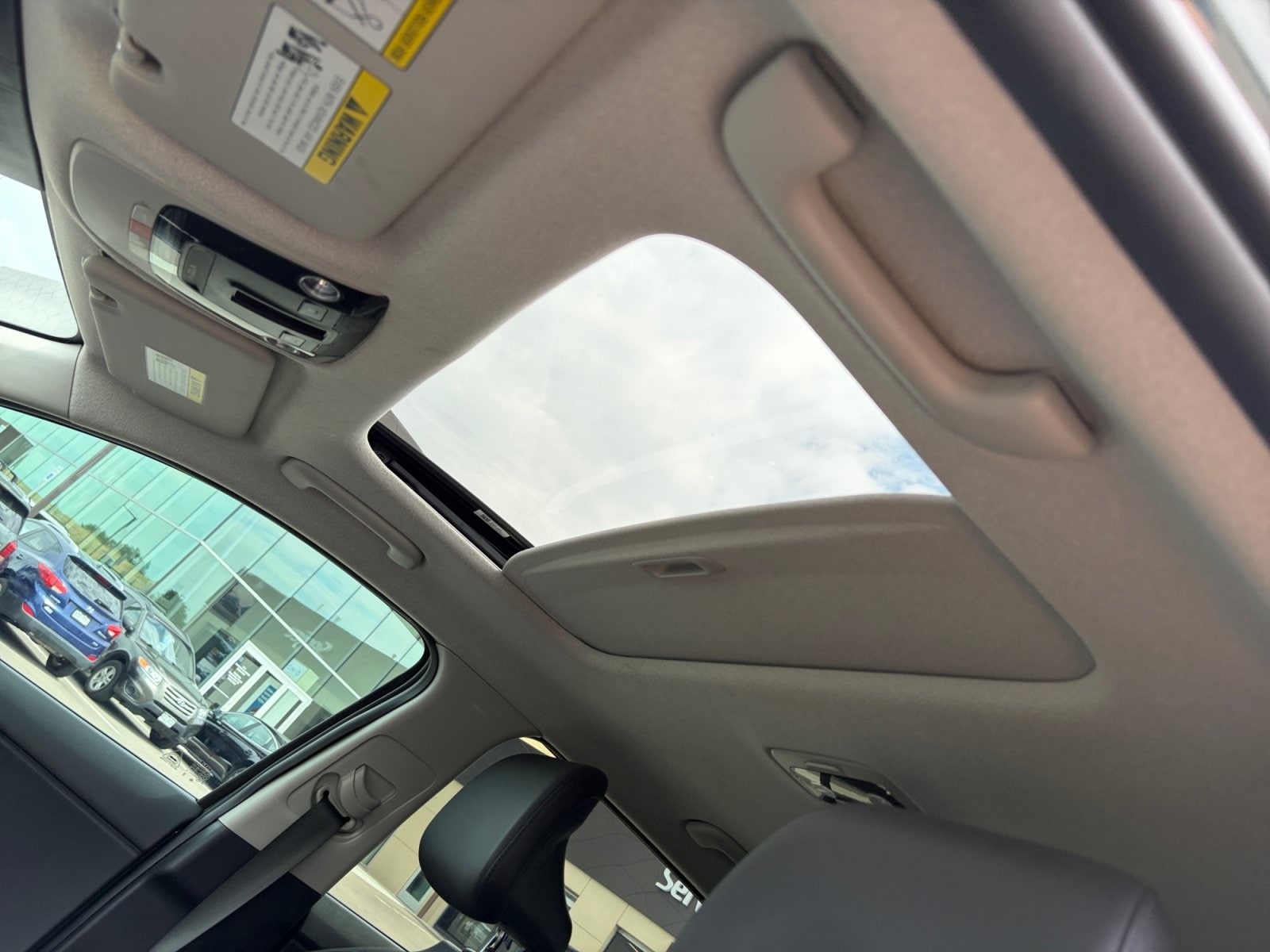 2023 Kia Niro EX Touring - Photo 32