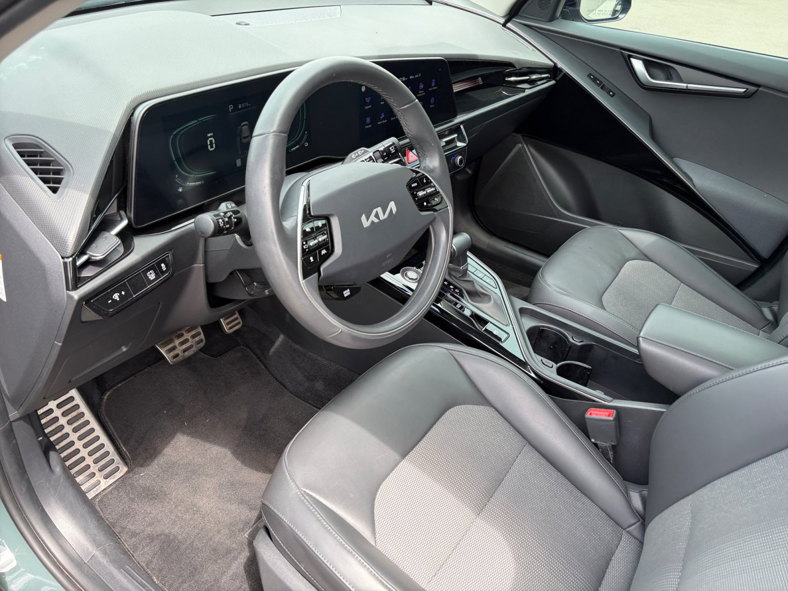 2023 Kia Niro EX Touring - Photo 15