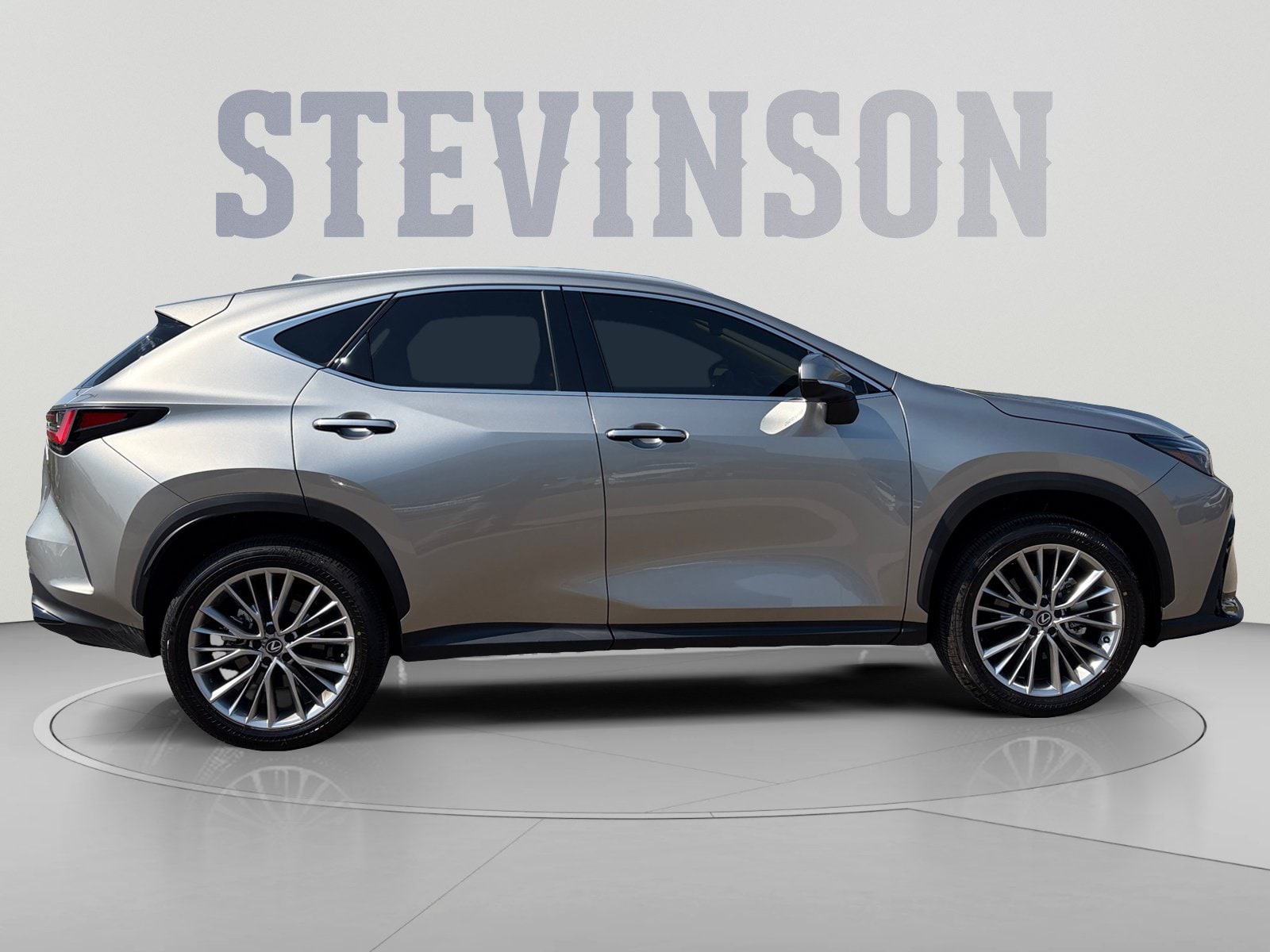 2025 Lexus NX 350 - Photo 7