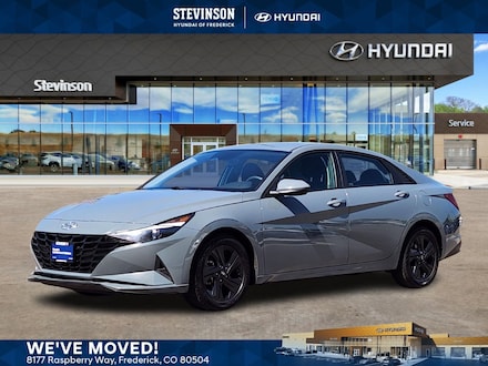 2023 Hyundai Elantra SEL Sedan 2023 Hyundai Elantra SEL Sedan