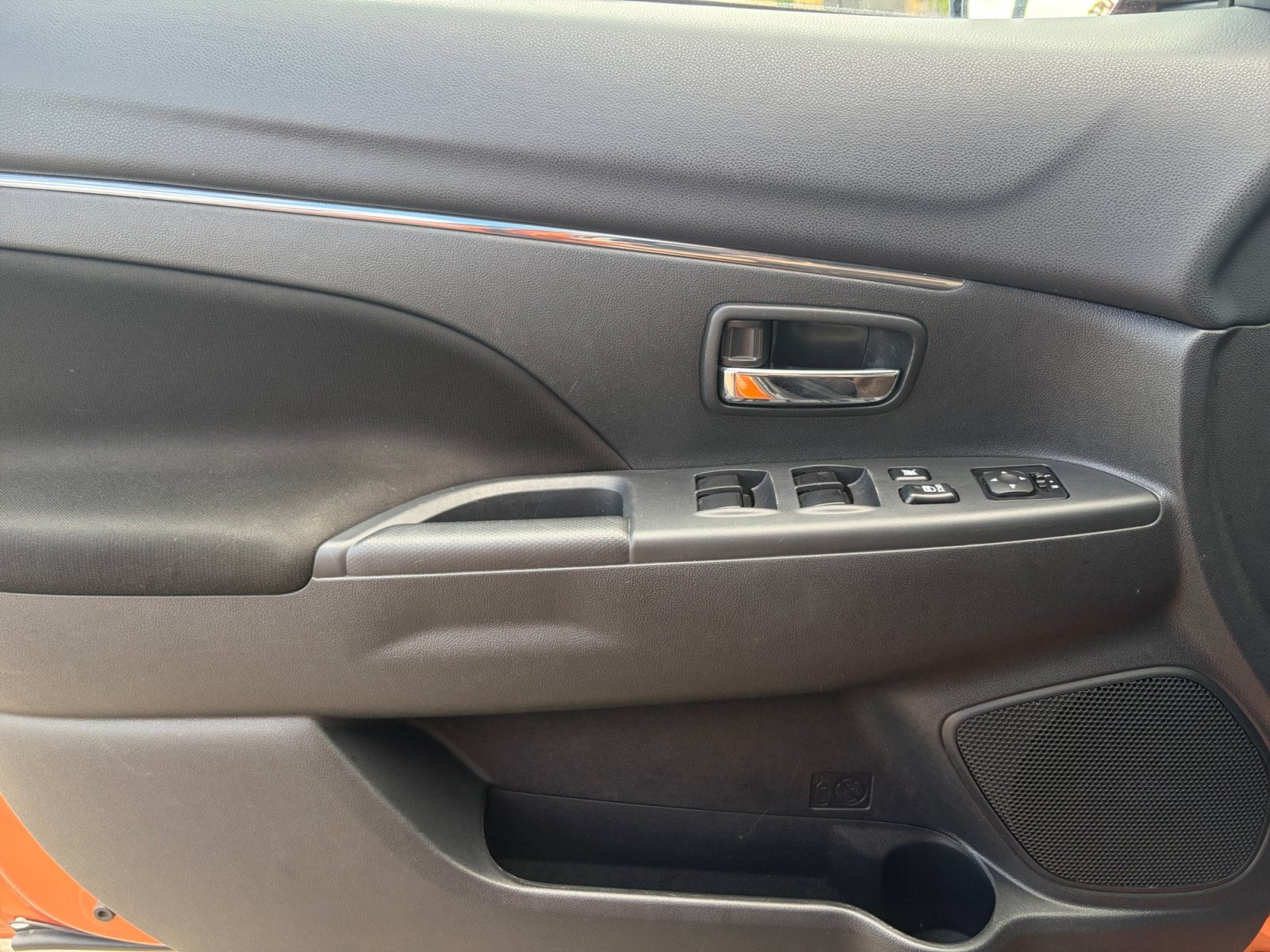 2024 Mitsubishi Outlander Sport LE - Photo 14
