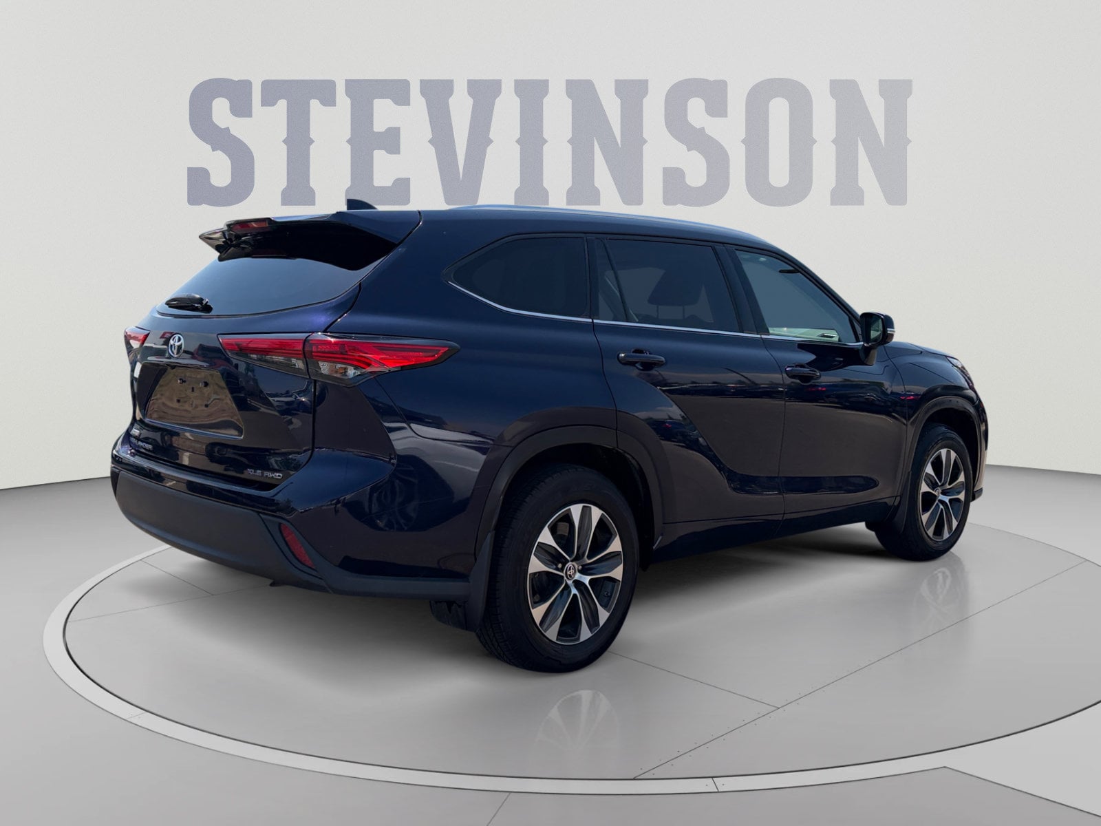 2021 Toyota Highlander XLE - Photo 6