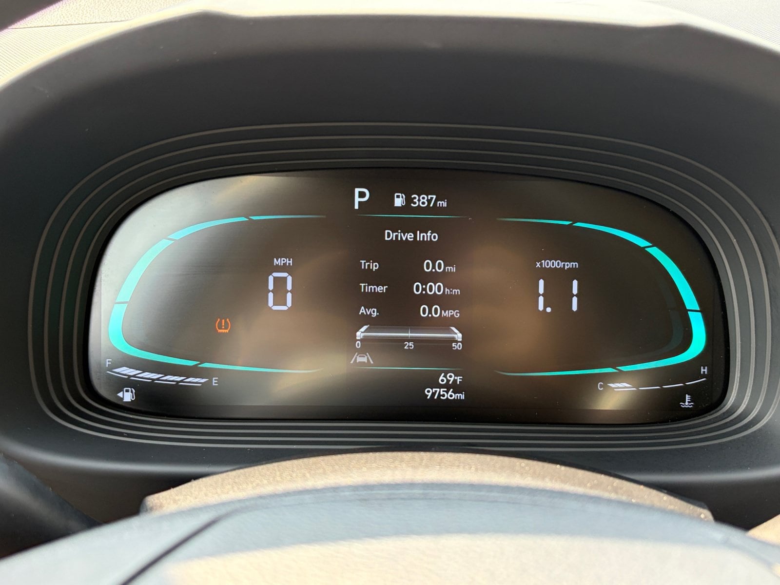 2025 Hyundai Venue SE - Photo 11