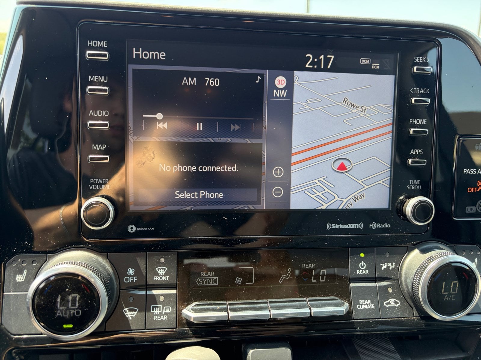 2021 Toyota Highlander XLE - Photo 29