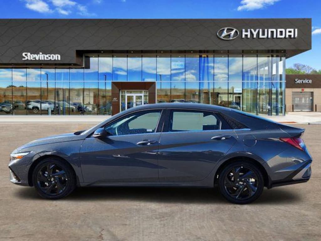 New 2026 Hyundai Elantra SEL Sport Premium Sedan