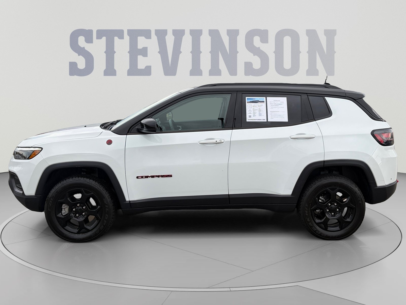 2023 Jeep Compass Trailhawk - Photo 3